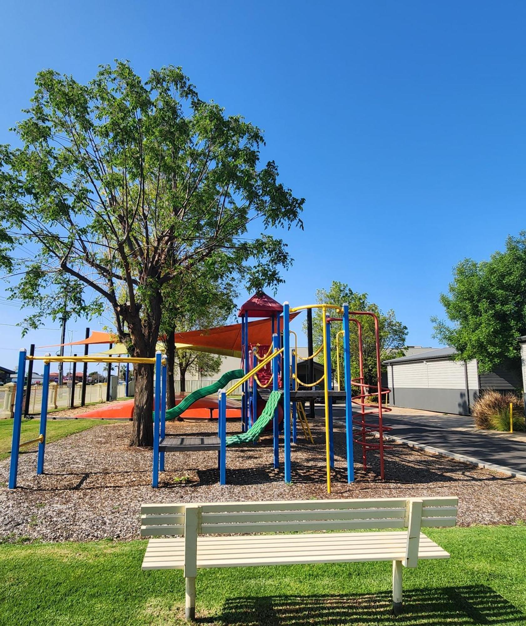 Big4 Mildura Getaway Hotel Exterior photo